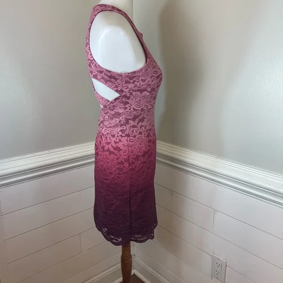 Sequin Hearts Gorgeous Glittery Lace Evening Dress 5 (jrs.) FREE SHIP - Picture 2 of 5